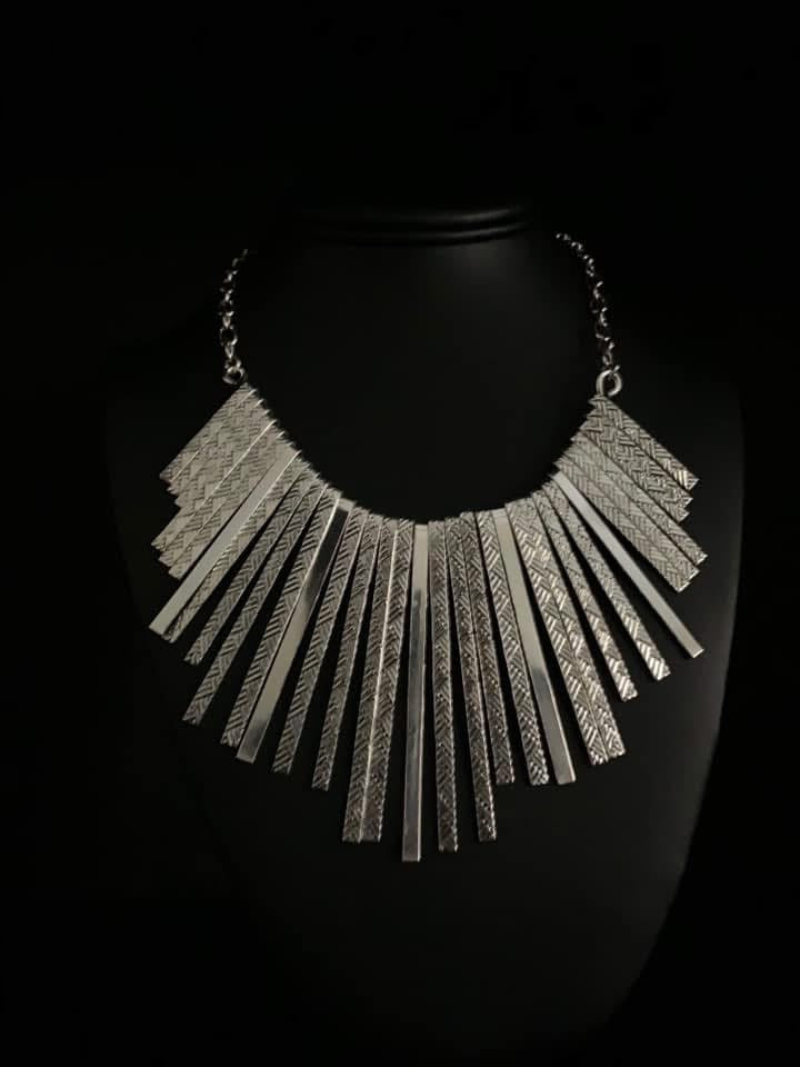 Welcome To The Pack Silver Necklaces | Paparazzi Accessories