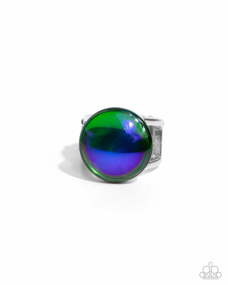 Colorful Cantata Ring - Green image 2