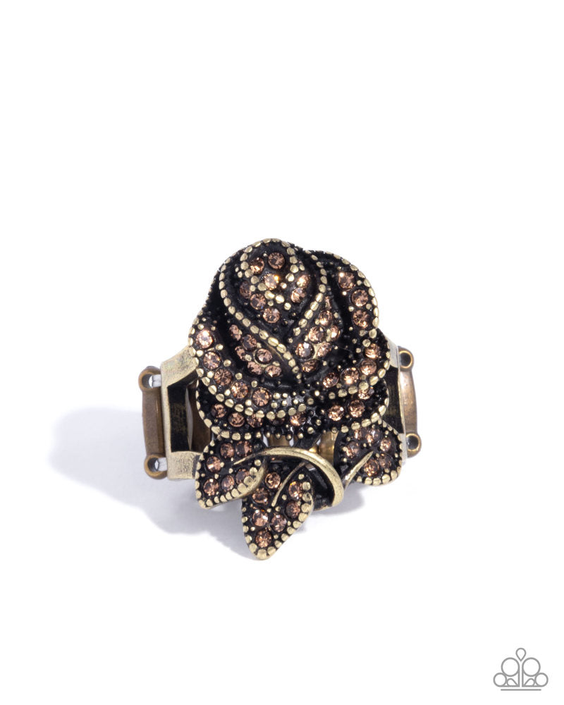 Rosy Residence - Brass