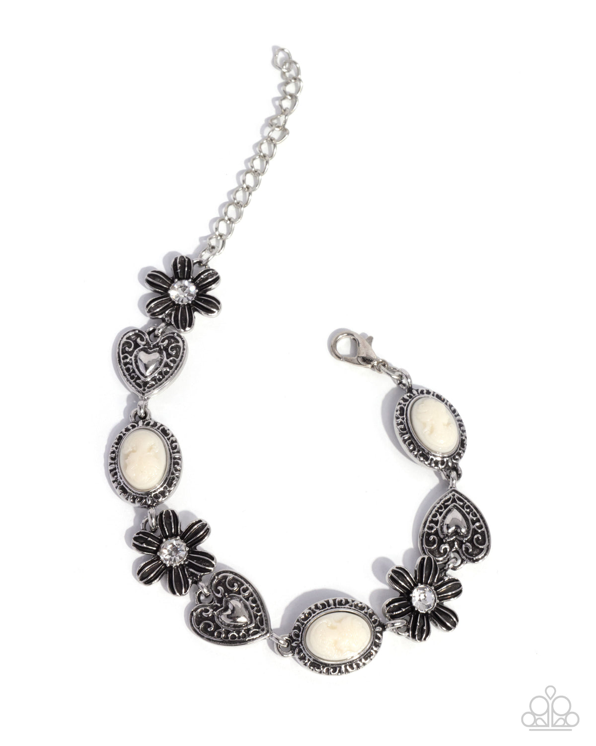 Continuous Chronicle Necklace - Complete Look image 6