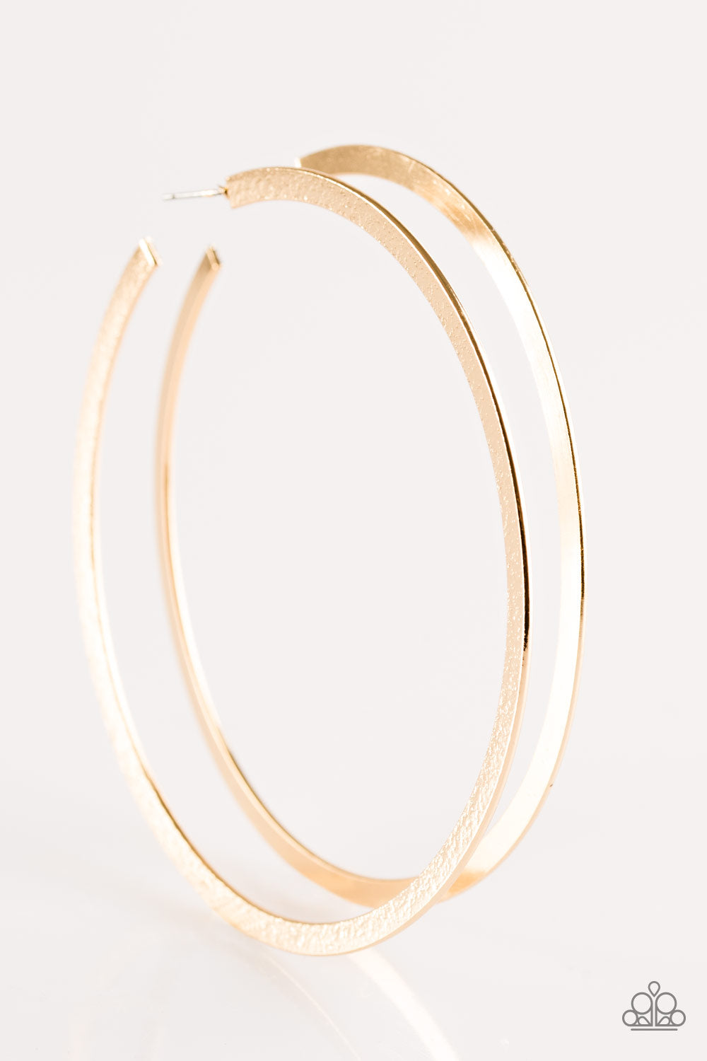 Paparazzi Size Them Up - Gold - Pusher P