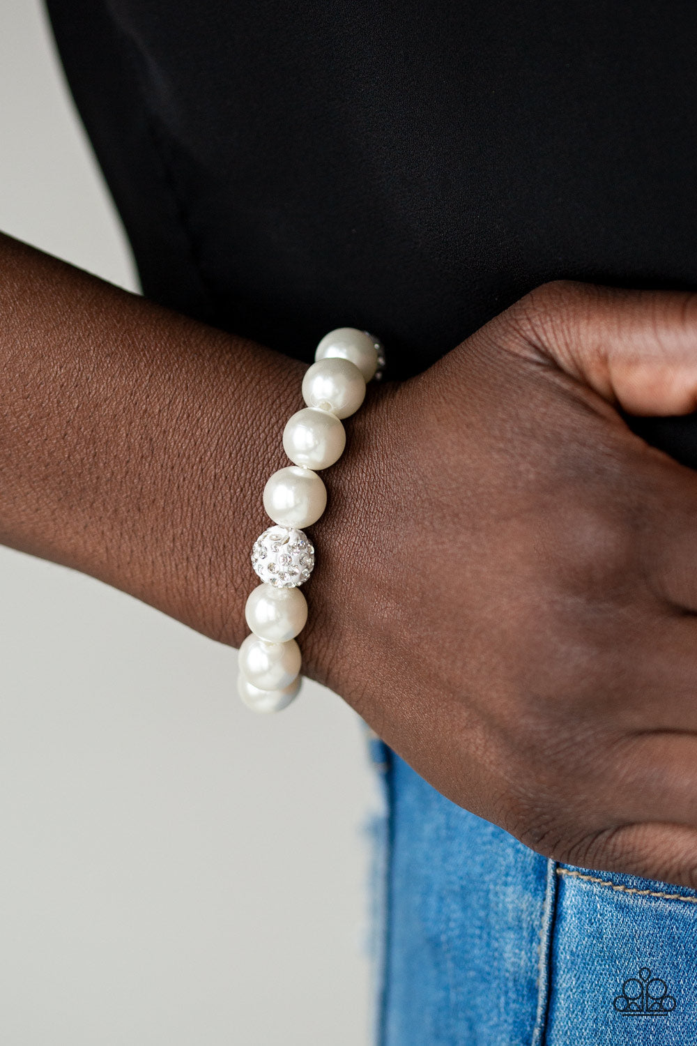 Paparazzi Cake Walk - White Pearl Bracelet - Pusher P