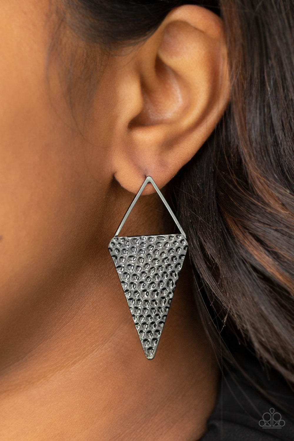 Paparazzi Have A Bite - Black Earrings - Pusher P