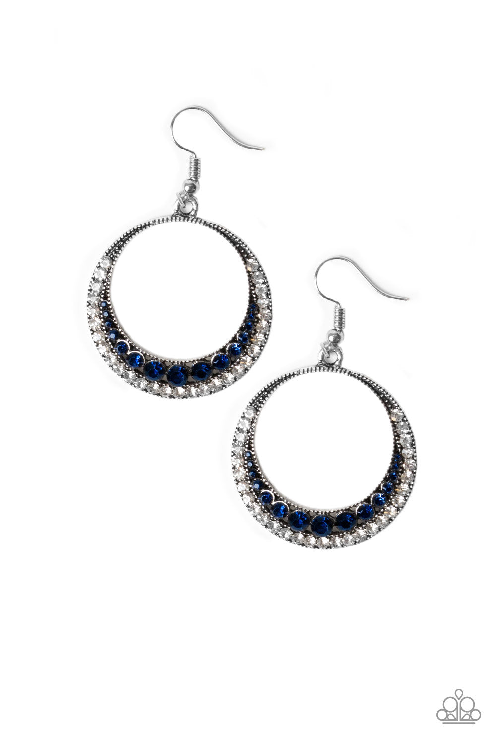 Paparazzi Demanding Dazzle - Blue
