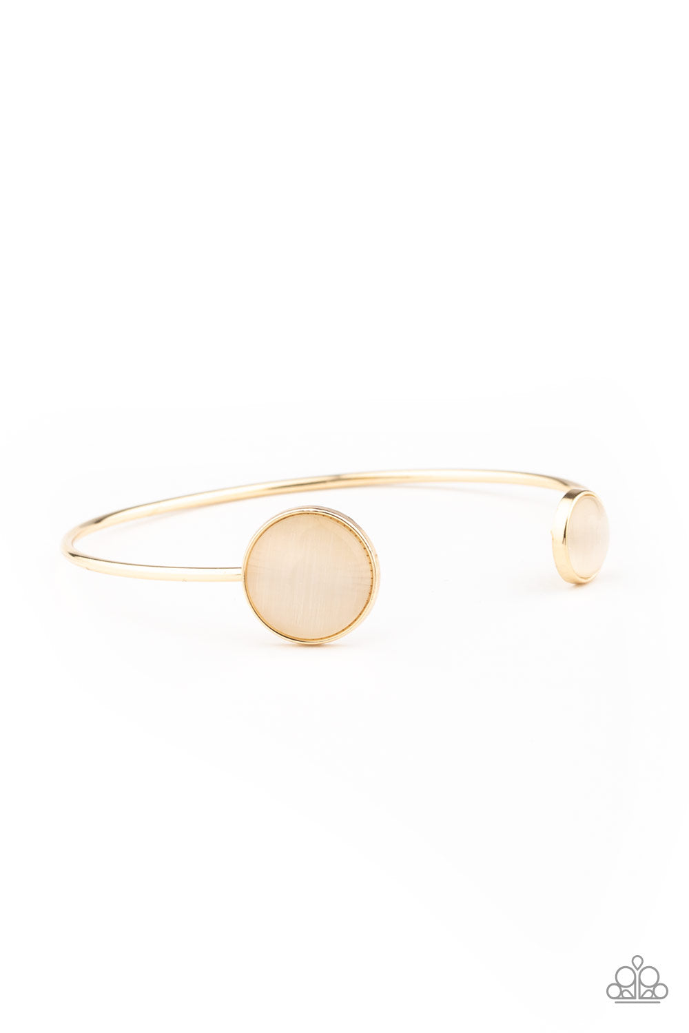 Paparazzi Brilliantly Basic - Gold Bracelet - Pusher P