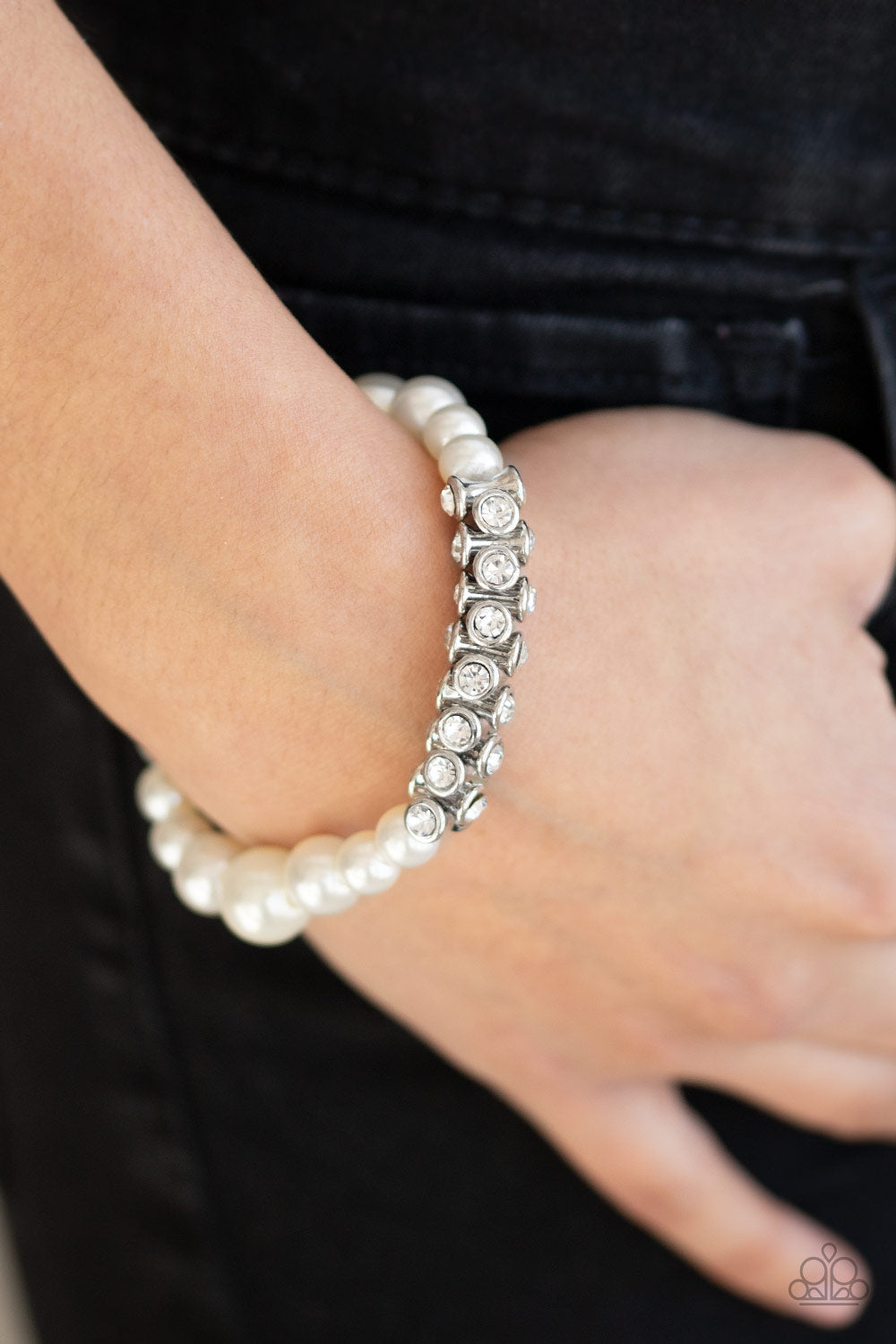 Paparazzi Traffic-Stopping Sparkle - White Bracelet - Pusher P