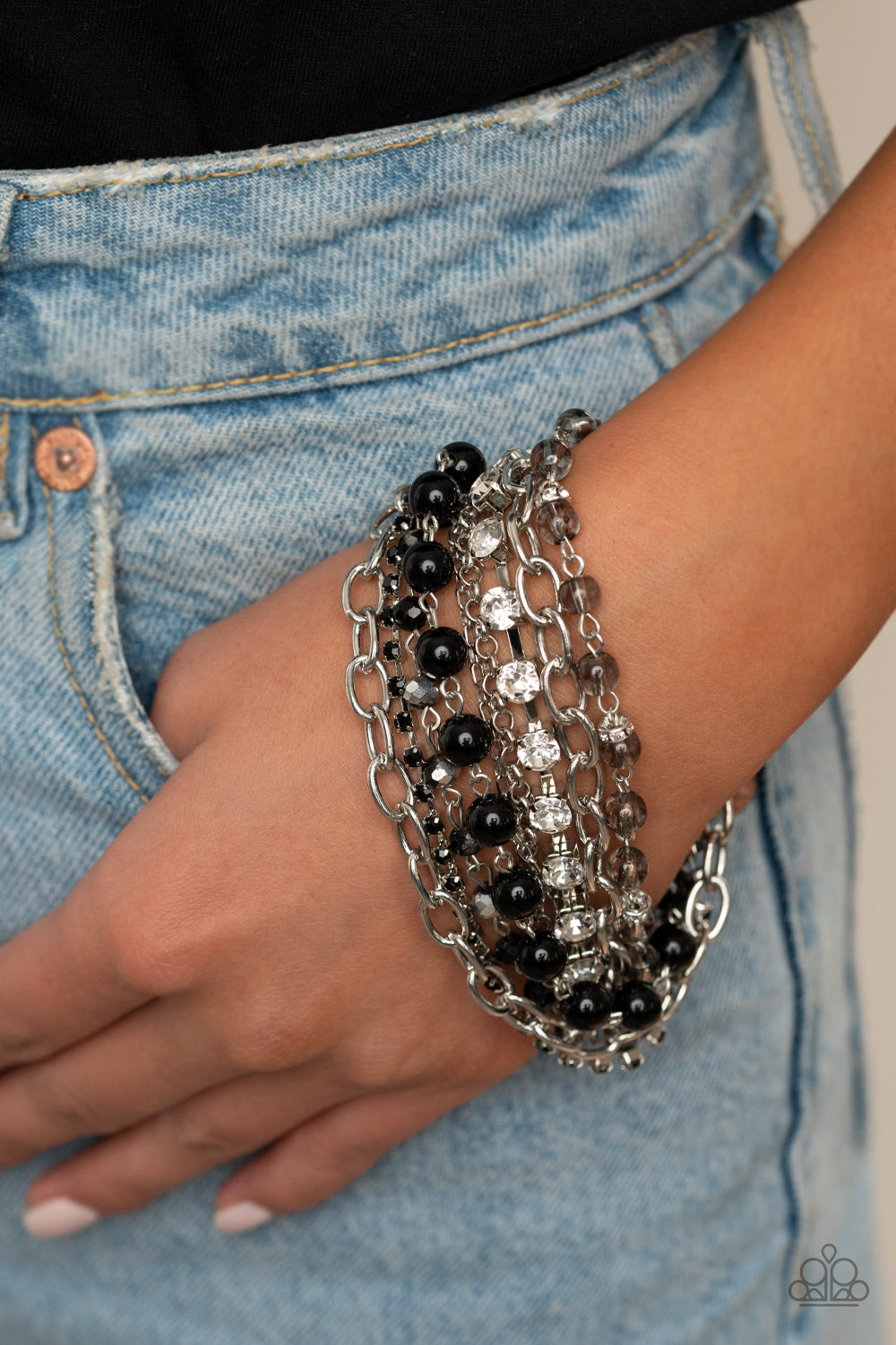 Paparazzi Heiress Hustle - Black Bracelet - Pusher P