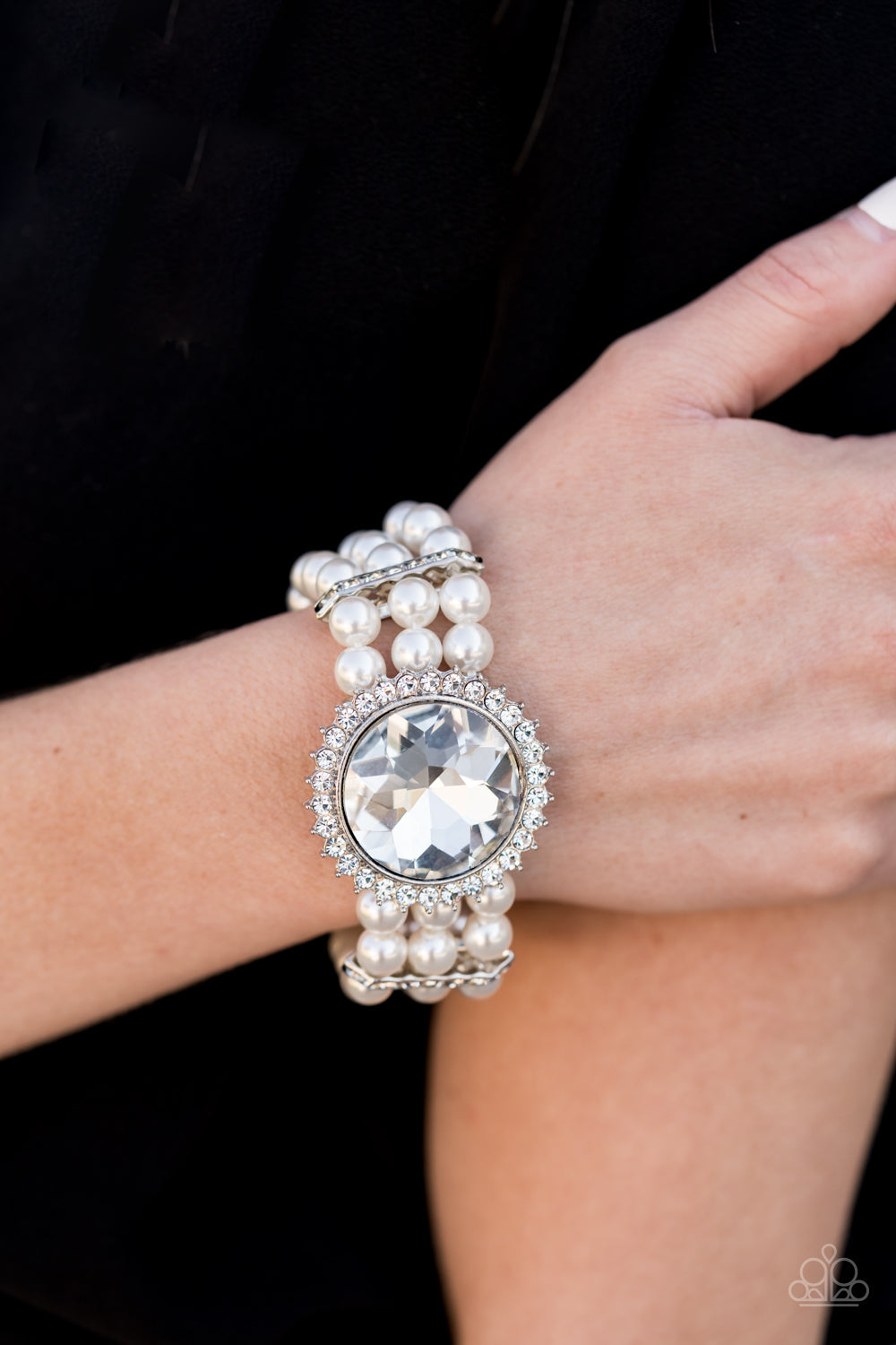 Paparazzi Speechless Sparkle - White Pearl Bracelet - Pusher P