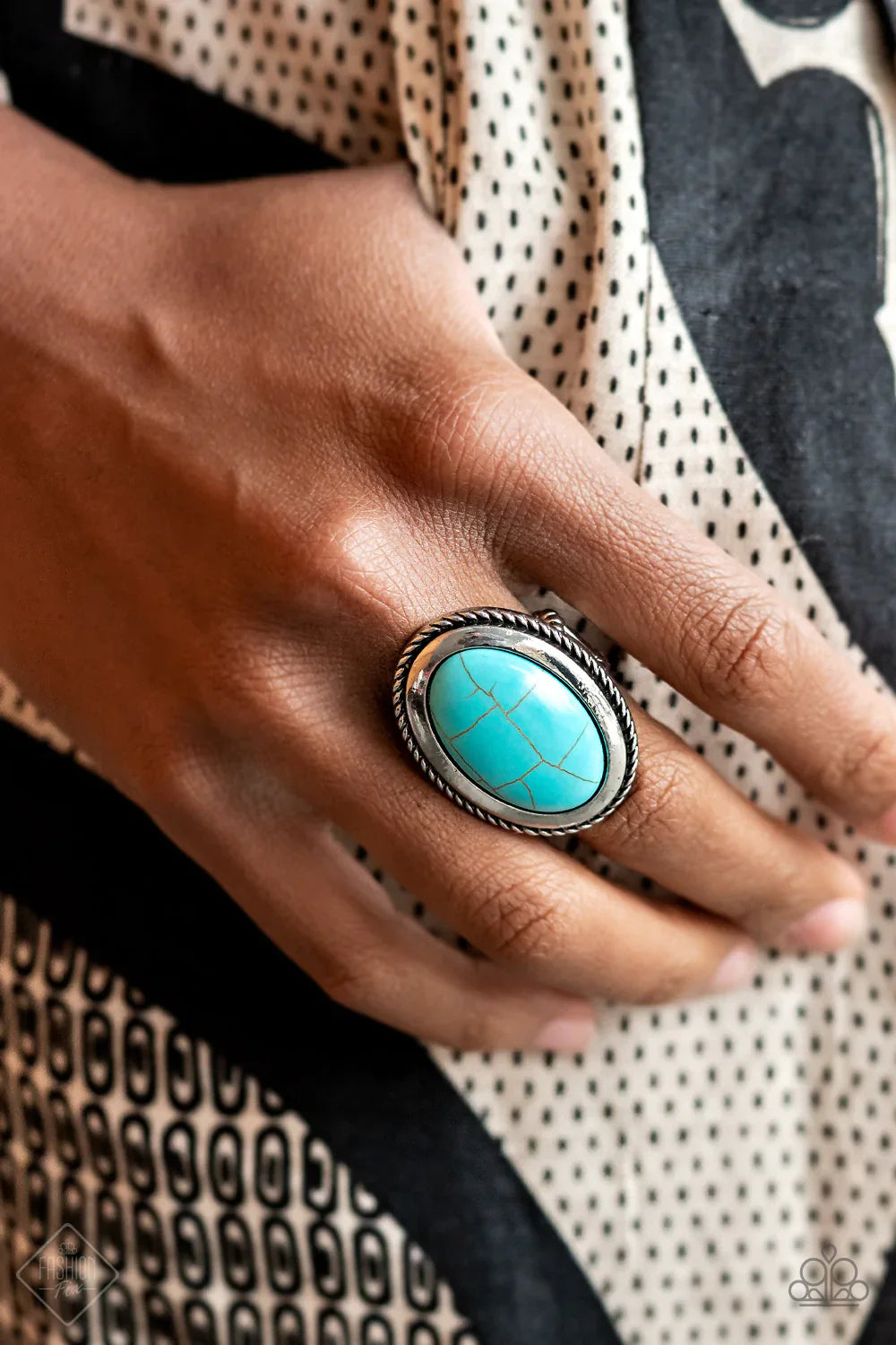Paparazzi Simply Santa Fe - June's Fashion Fix 2021 Complete Trend Blend - Pusher P