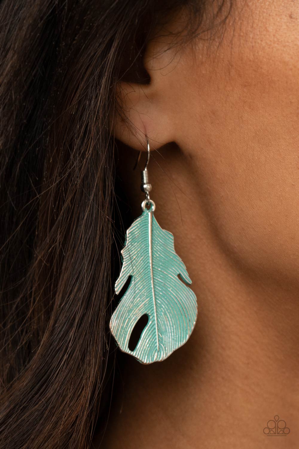 Paparazzi Heads QUILL Roll - Blue Earrings - Pusher P