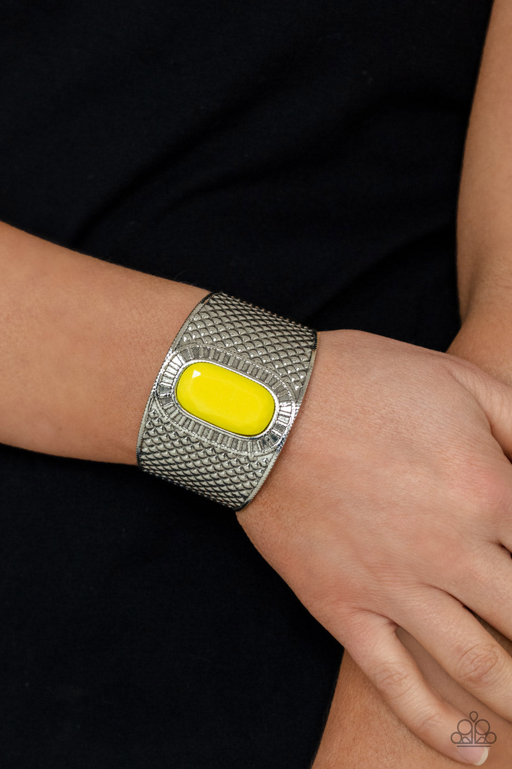 Paparazzi Poshly Pharaoh - Yellow Bracelet - Pusher P