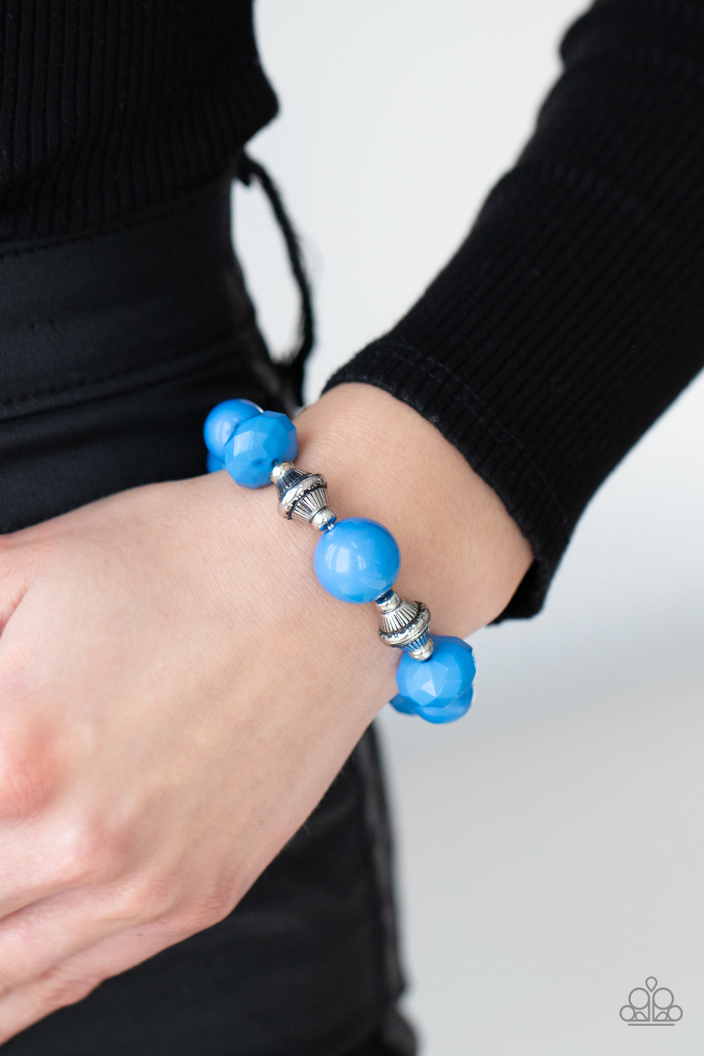 Paparazzi Day Trip Discovery - Blue Bracelet - Pusher P