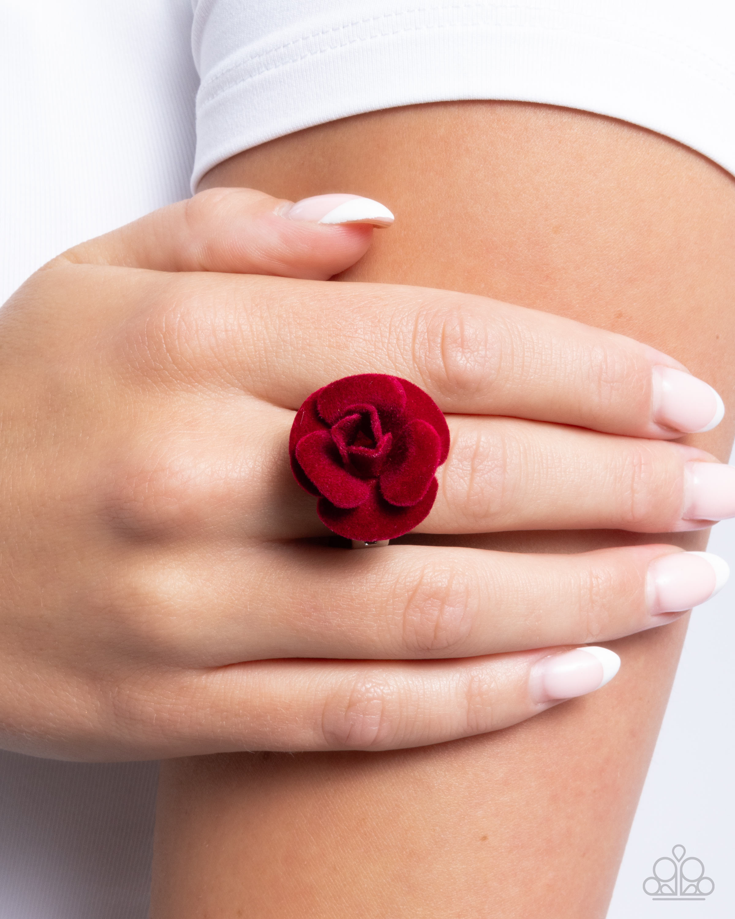 Relaxed Rosette - Red Flower Ring