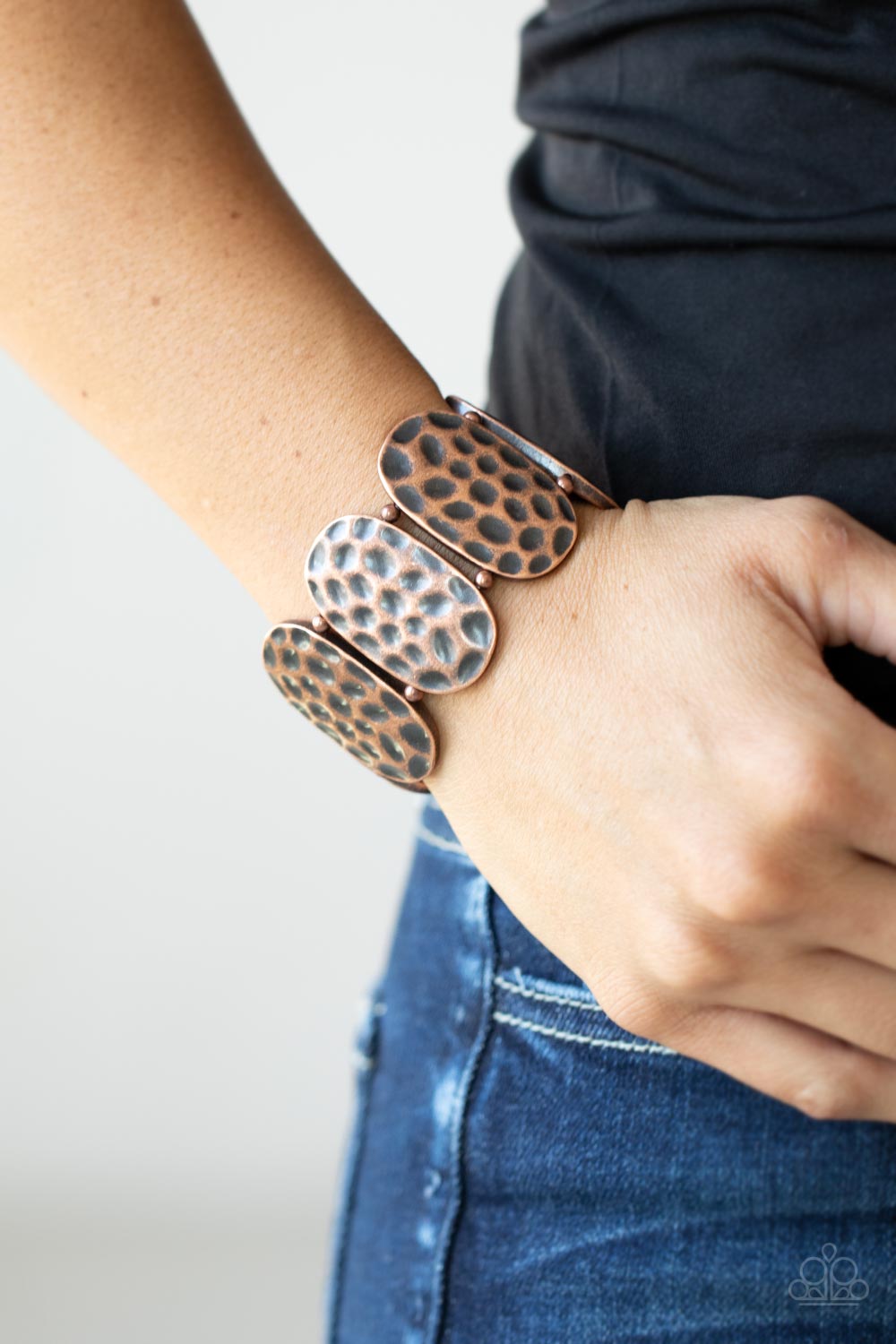 Paparazzi Artisan Exhibition - Copper Bracelet - Pusher P