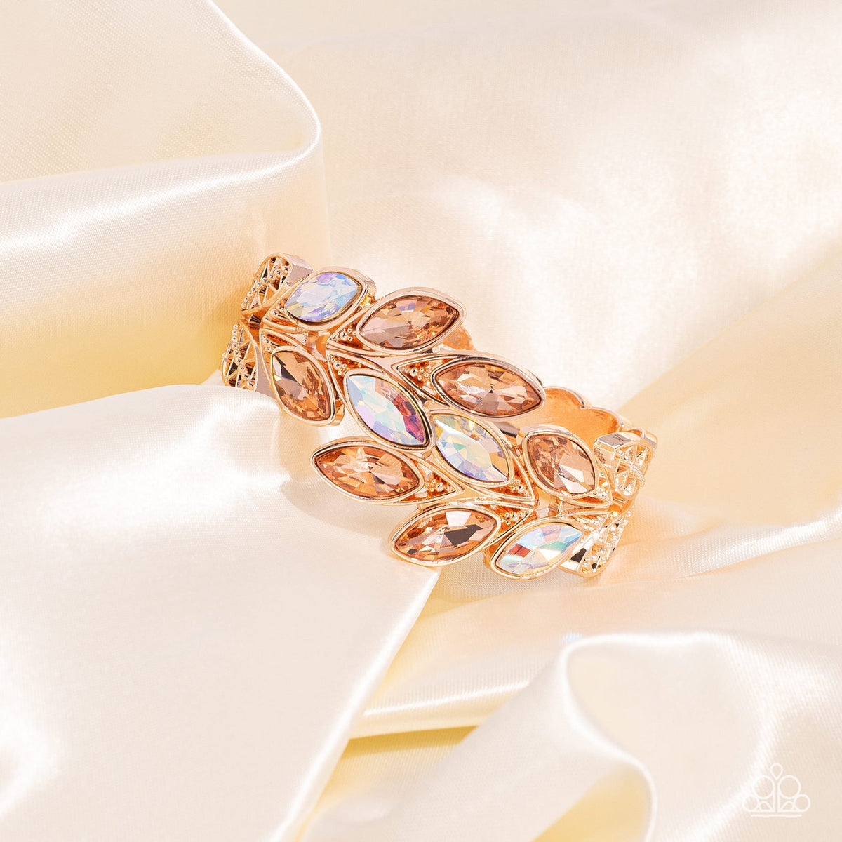 Luminous Laurels - Rose Gold Bracelet | Paparazzi Accessories