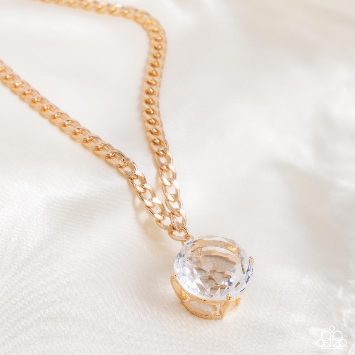 Musings State of Mind - Gold Necklace Life of the Party | Paparazzi Accessories