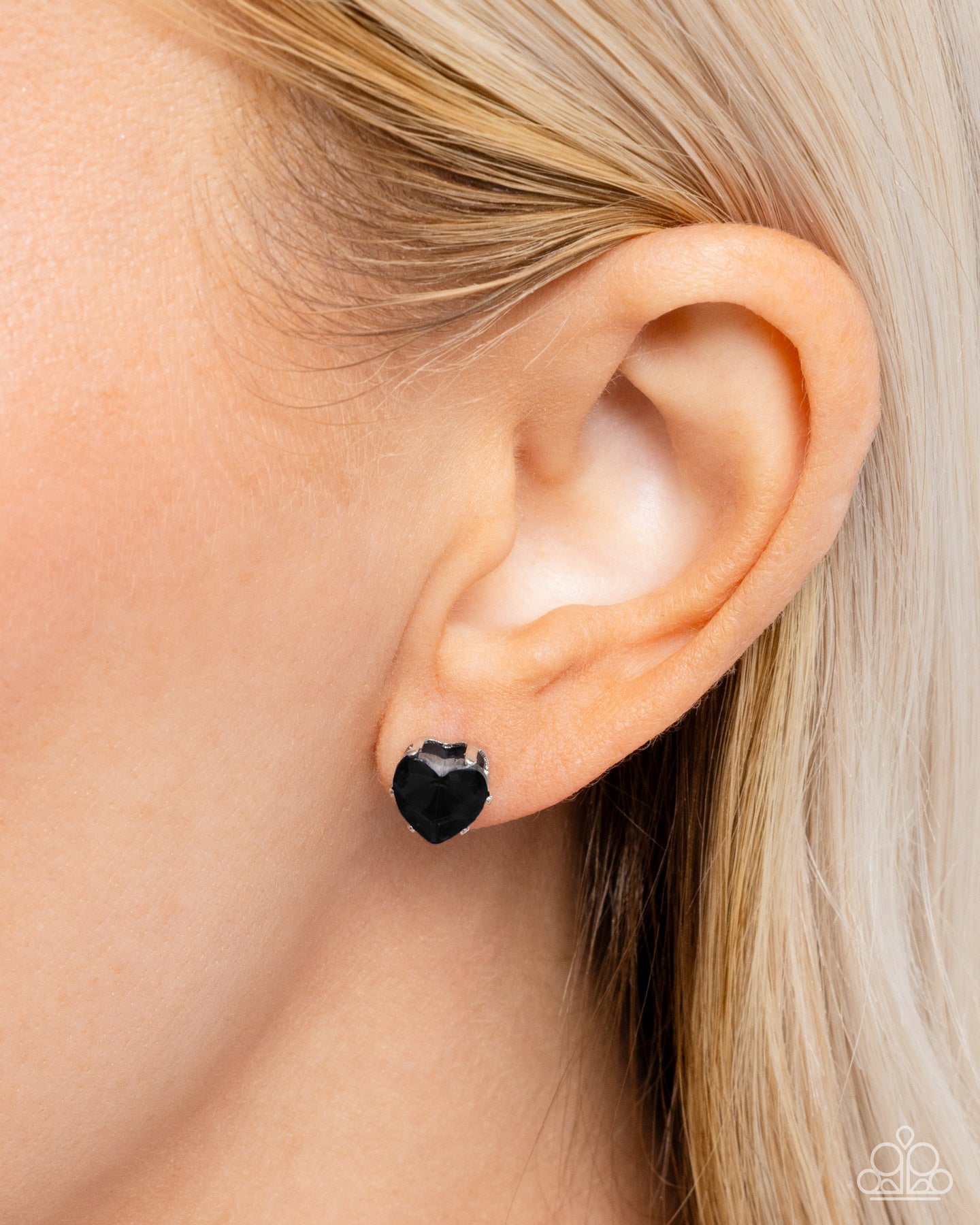 Sweetheart Stunner - Black Earrings | Paparazzi Accessories