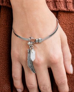 Fashion Fix December 2024- Simply Santa Fe