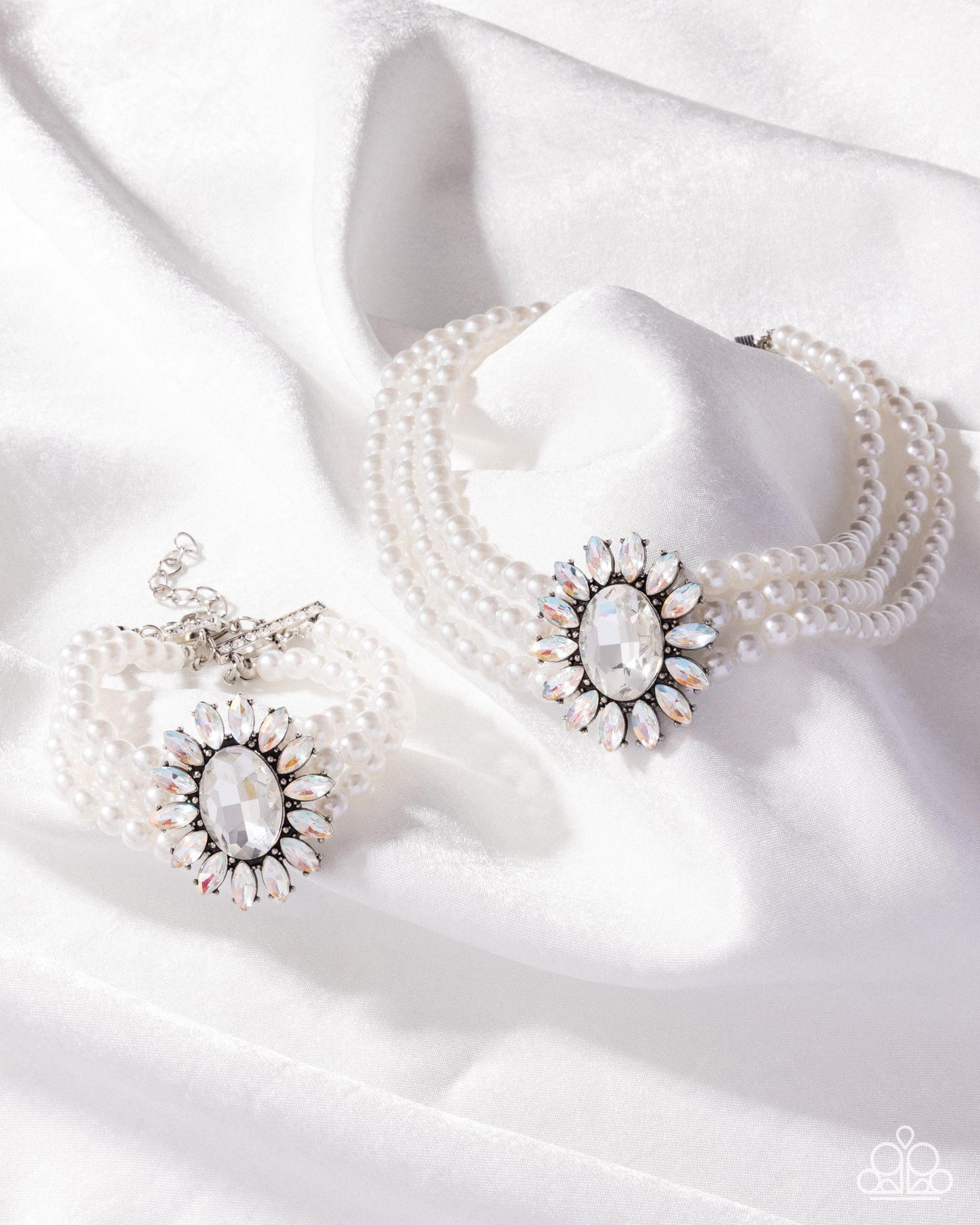 Conscious Chic - Opulent Observation & Perceptive Pearls - White Necklace & Bracelet 2 Piece Set - Complete Look