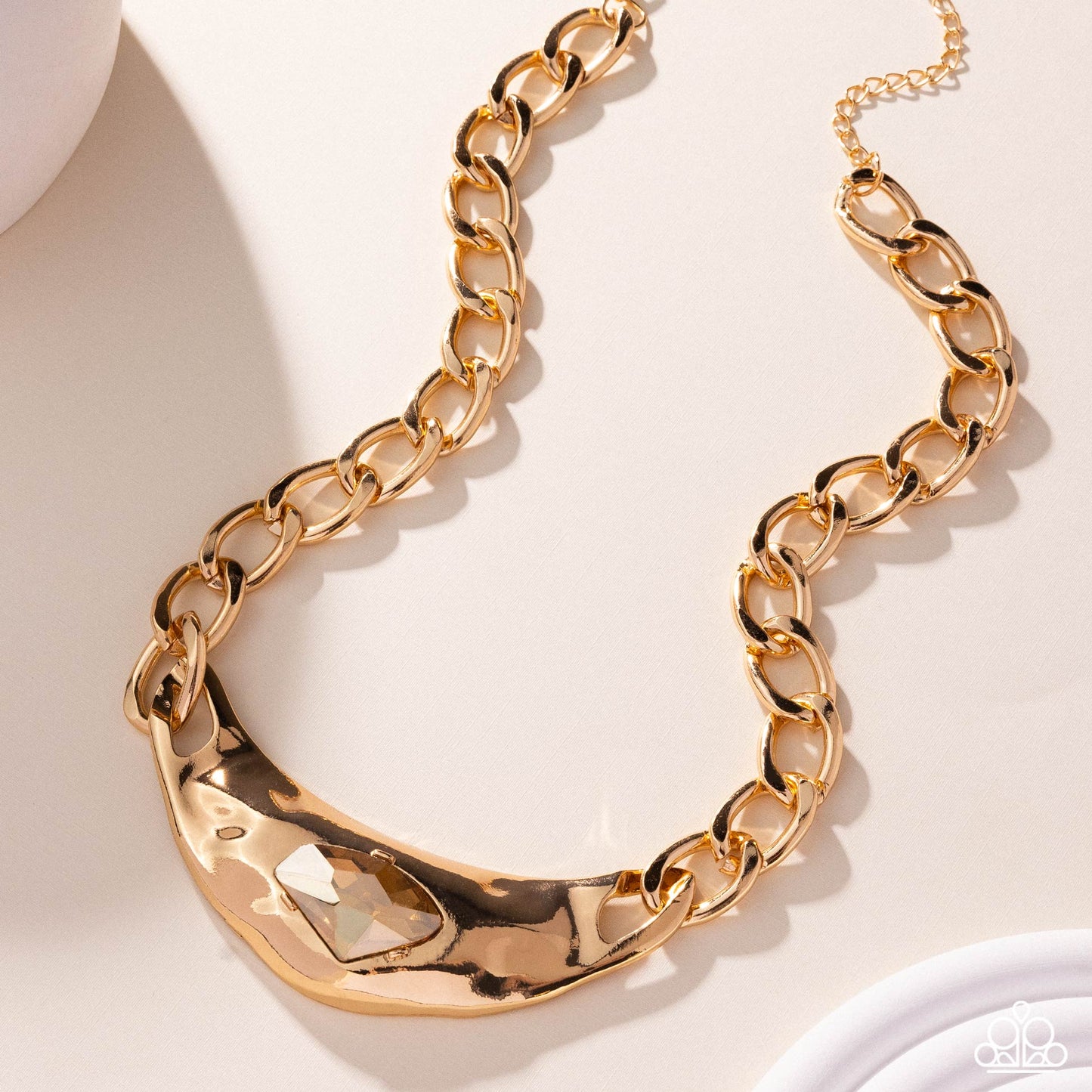 Peak of Pizzazz - Gold Necklace | Paparazzi Accessories