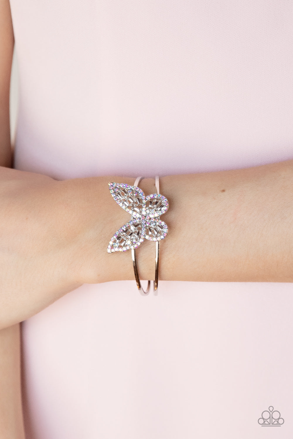 Paparazzi Butterfly Bella - Multi Bracelet - Pusher P