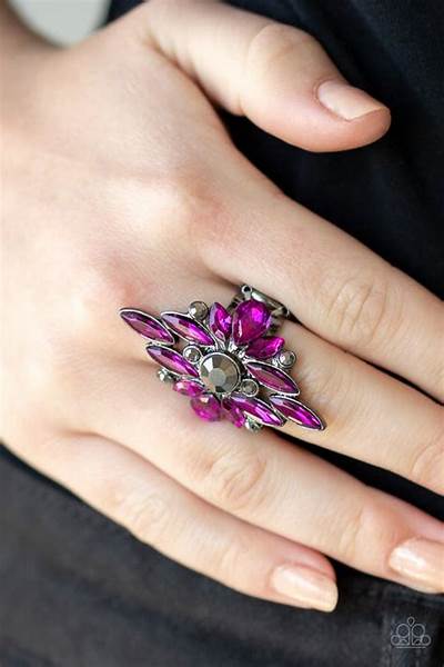 The Stand Back - Pink Ring | Paparazzi Accessories