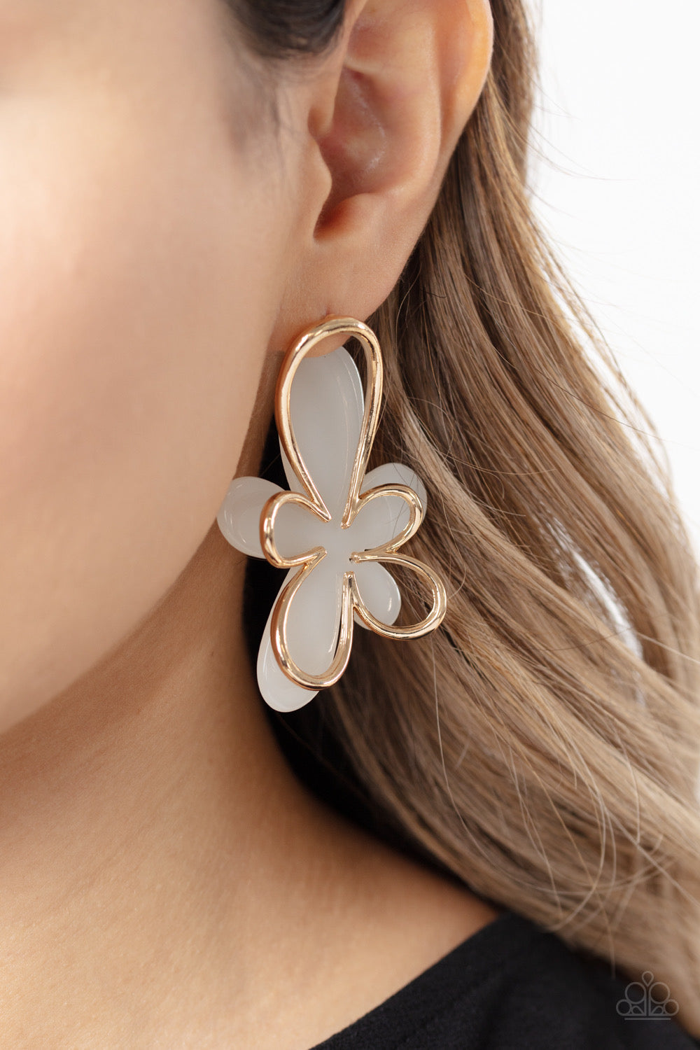 Paparazzi Glimmering Gardens - Gold Earrings -Paparazzi Jewelry Images