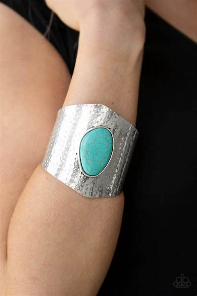 Casual Canyoneer - Blue Bracelet | Paparazzi Accessories