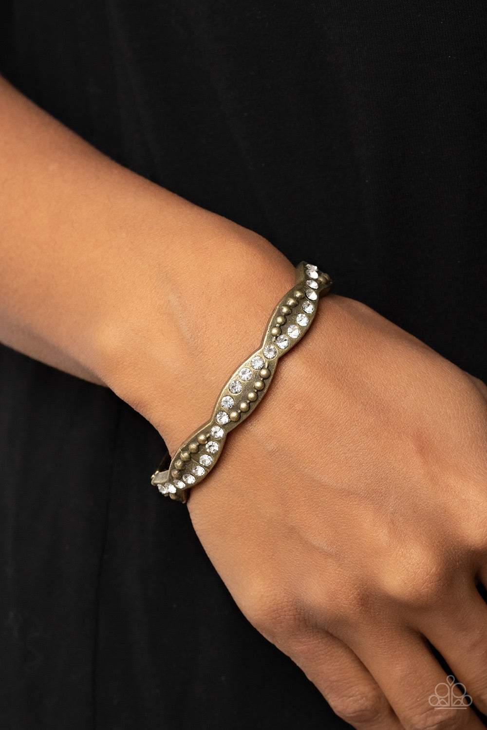 Paparazzi Empire Envy - Brass Bracelet - Pusher P