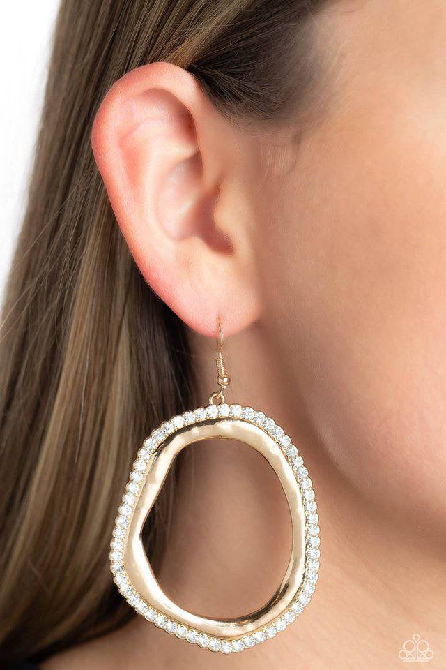 Paparazzi Scintillating Shareholder - Gold Earrings Paparazzi Jewelry Images