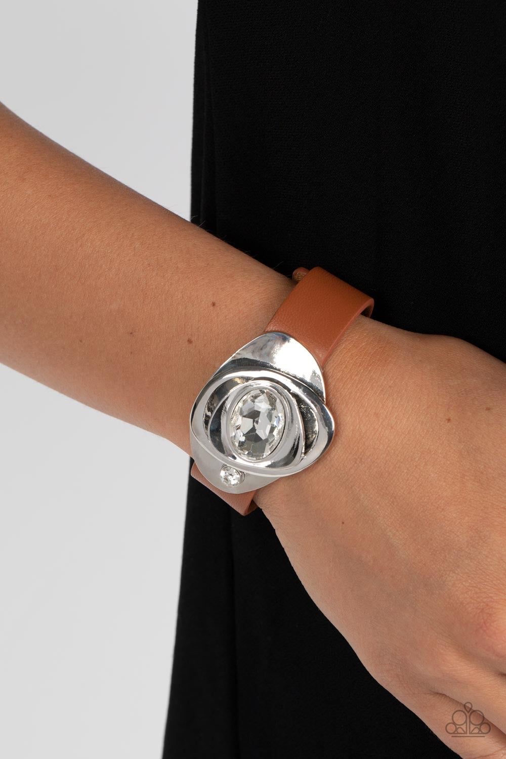 Paparazzi Pasadena Prairies - Brown Bracelet -Paparazzi Jewelry Images