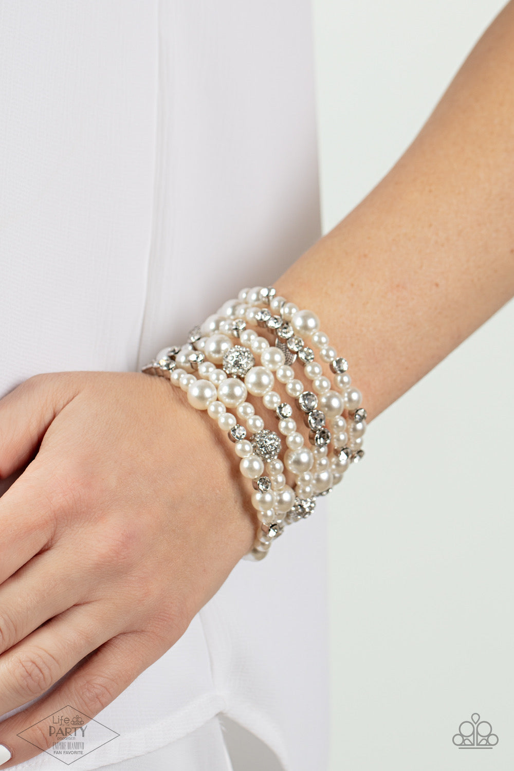 Paparazzi Empire Diamond Exclusive- Lustrous Legacy- 2020 Zi Collection Bracelet - Pusher P