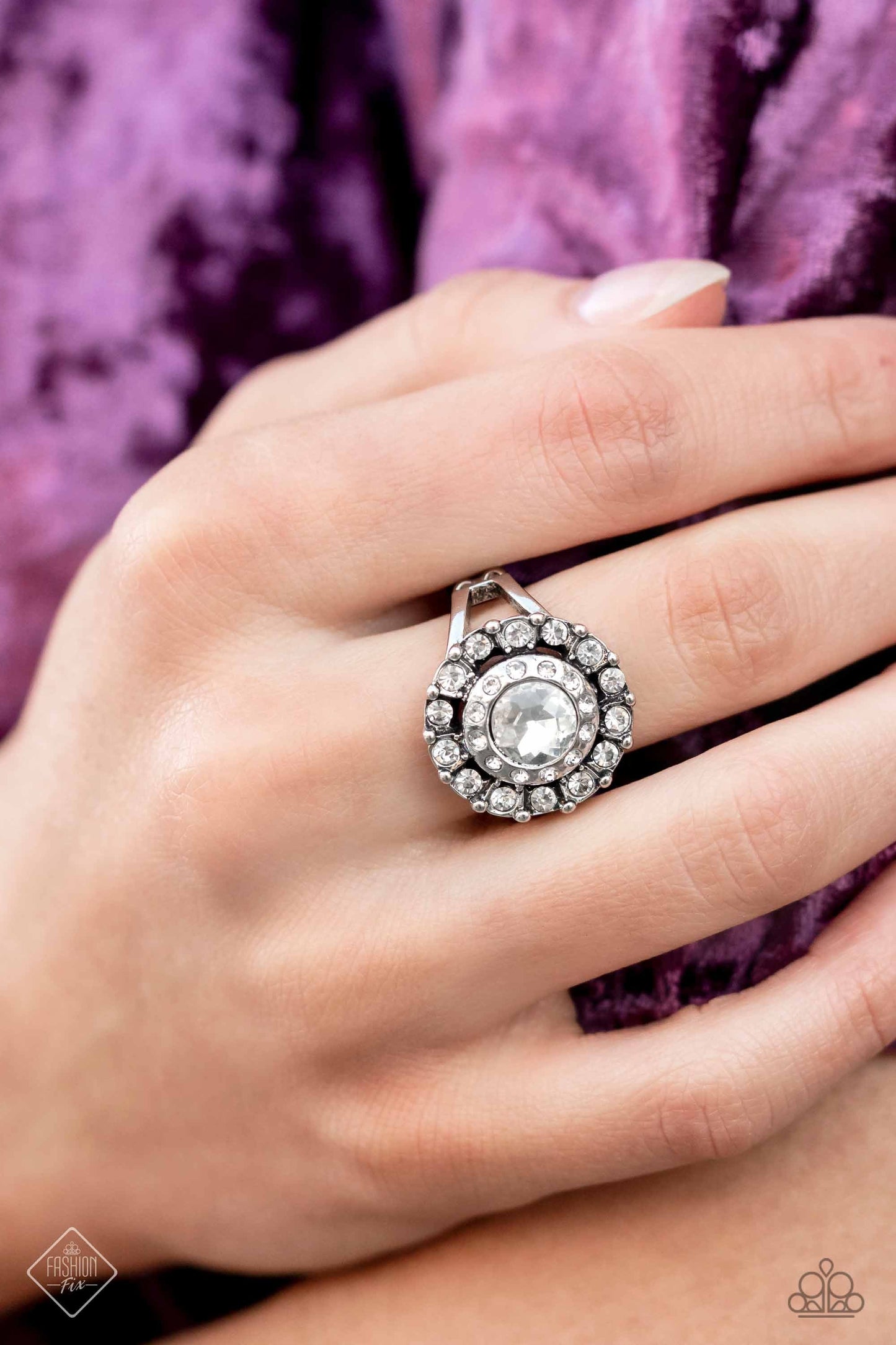 Paparazzi Twinkling Trance - White Ring- Fashion Fix January 2023-Paparazzi Jewelry Images