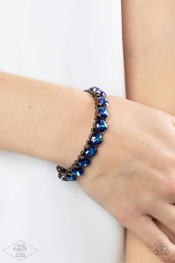 Paparazzi Sugar Coated Sparkle - Blue/Purple Blue/Purple Iridescent Multi Bracelet - Pink Diamond Life of the Party Exclusive - Pusher P