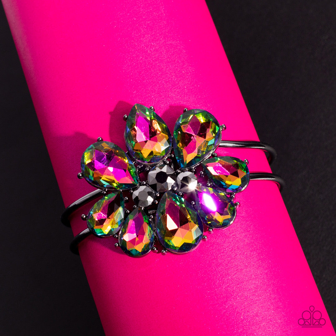 Paparazzi DAUNTLESS is More - Multi Bracelet-October 2022 Life of the Party-Paparazzi Jewelry Images