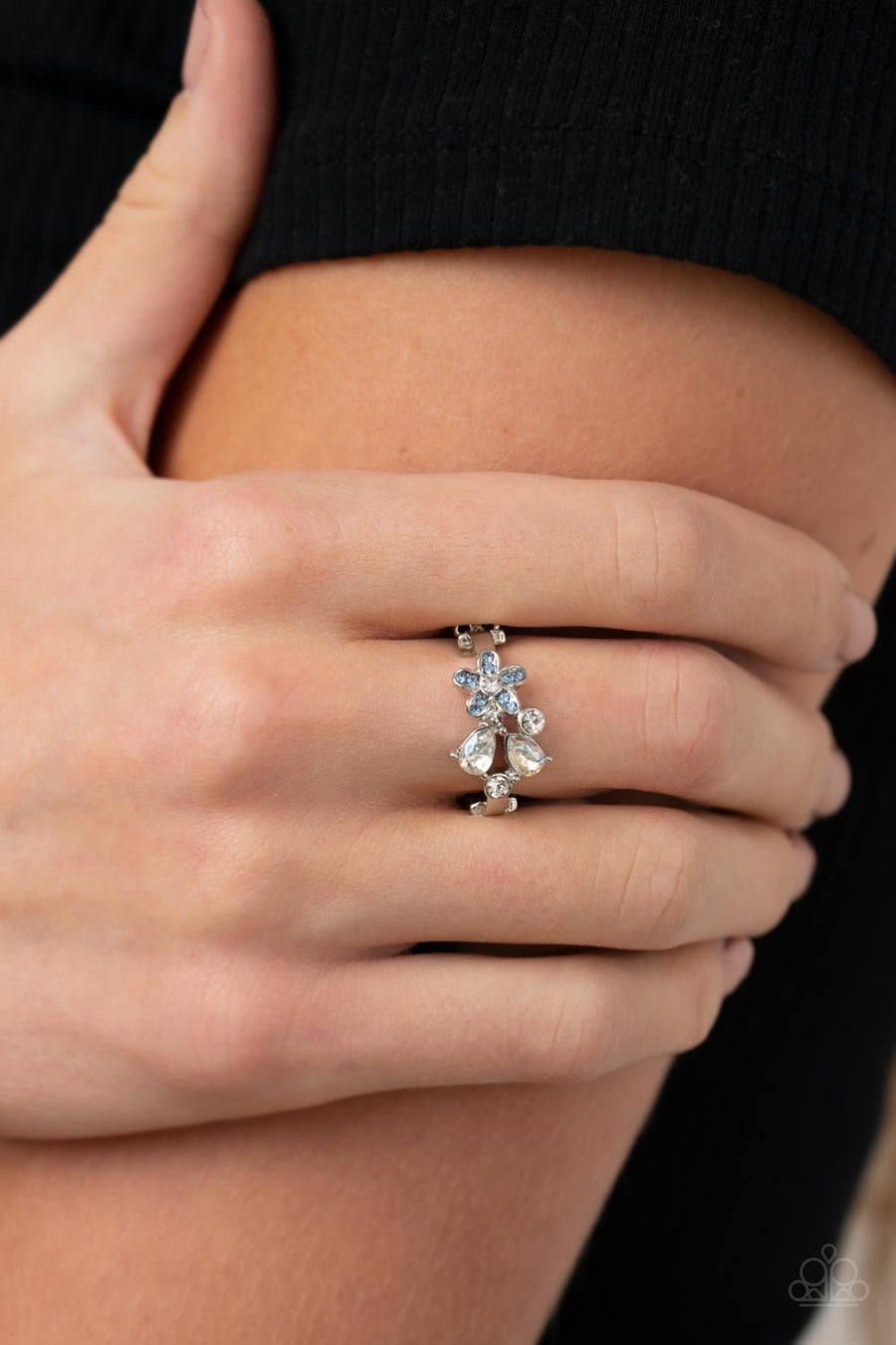 Paparazzi Enchanting Efflorescence - Blue Ring - Pusher P