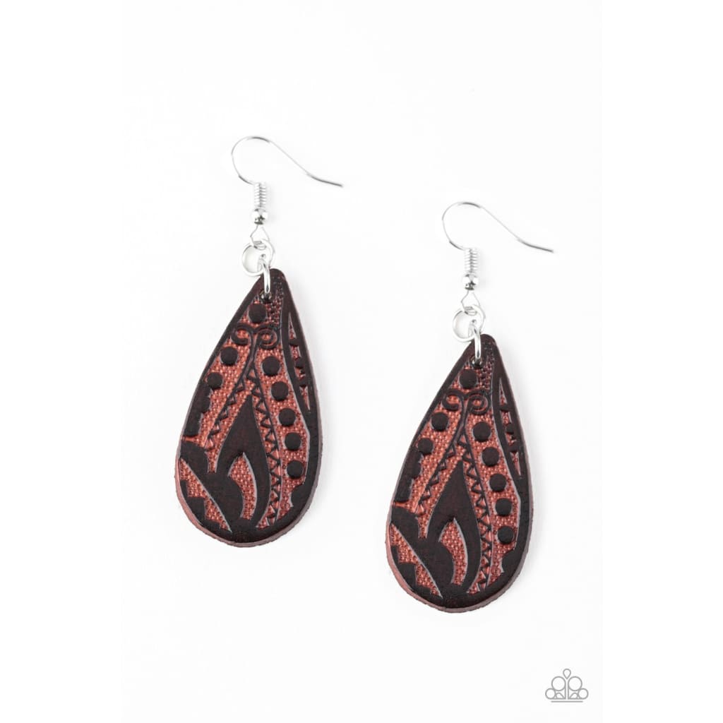 Paparazzi Get In The Groove - Brown Earrings