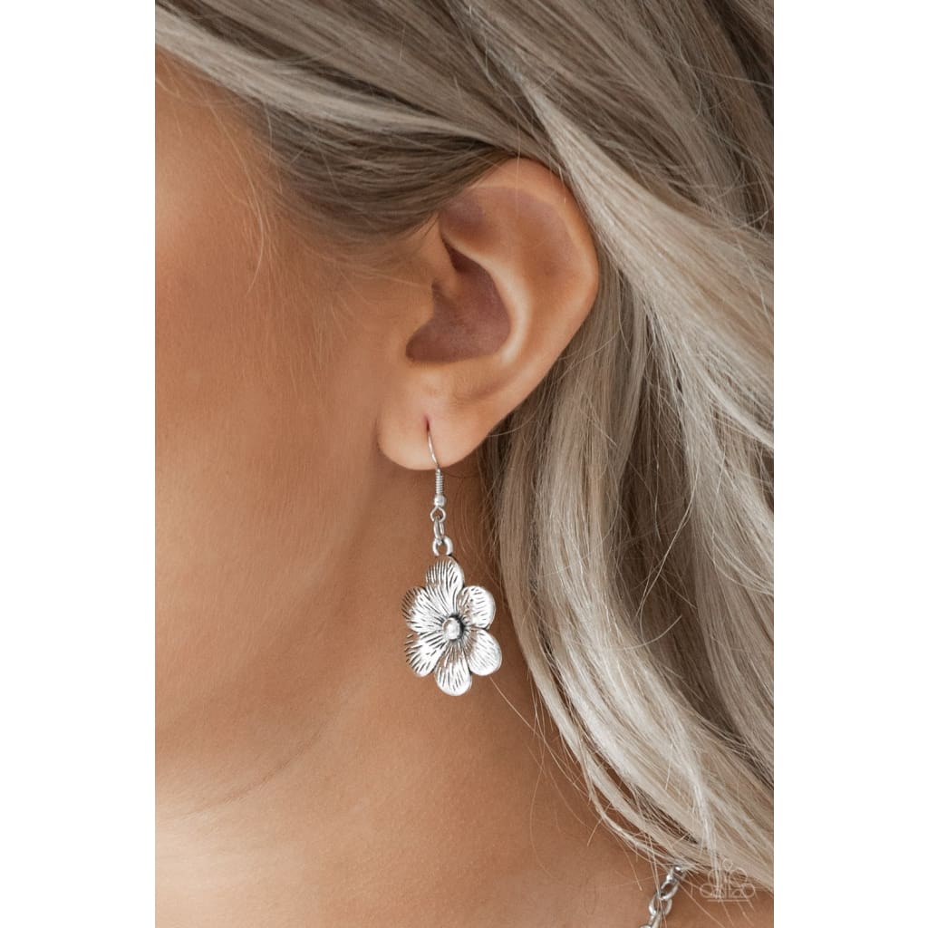Paparazzi Secret Garden - Silver Necklace