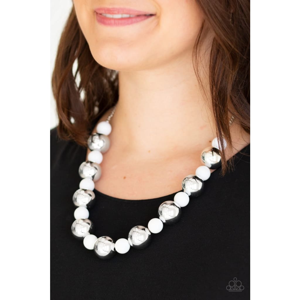 Paparazzi Top Pop - White