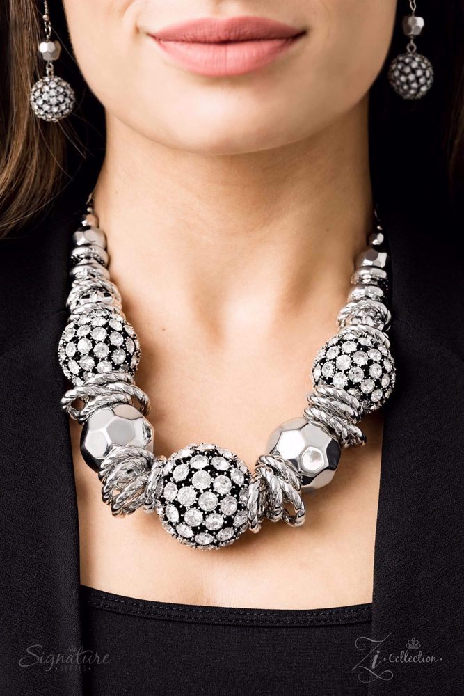 The Barbara Necklace image 3