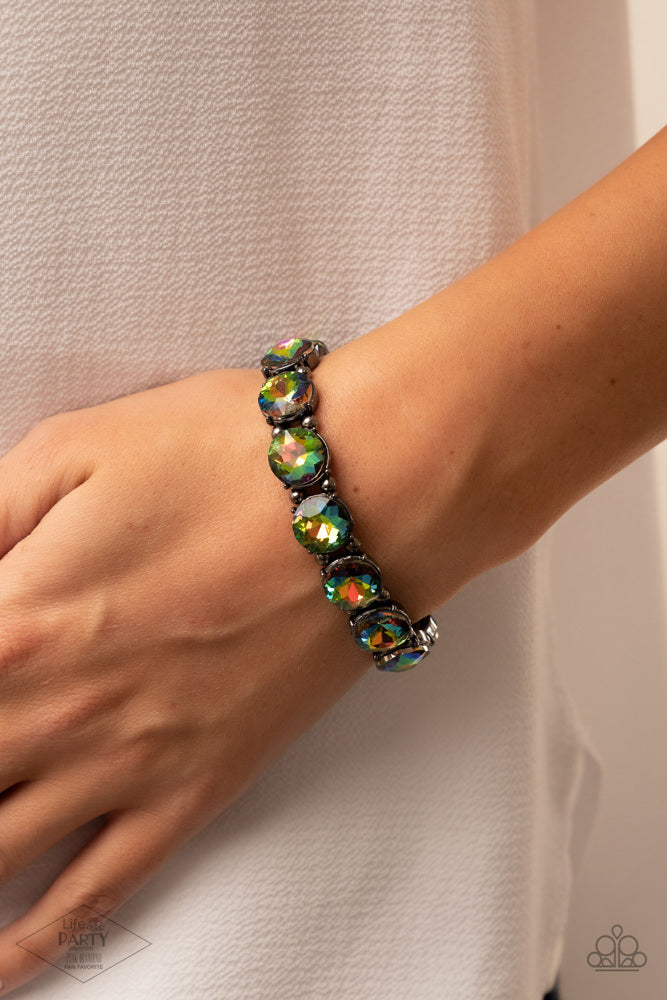 Glitzy Glamorous - Multi | Paparazzi Accessories