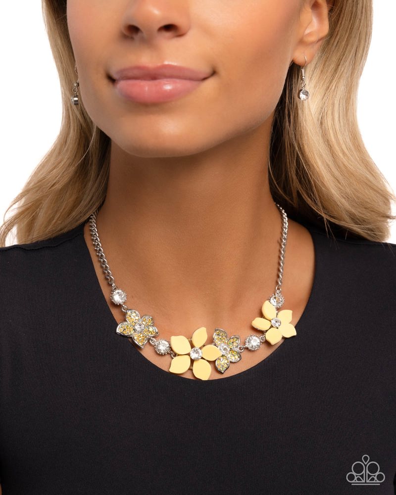 Bouquet Ballad Necklace - Yellow image 3