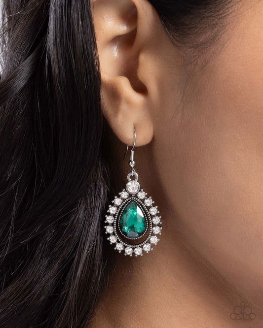 Divinely Duchess - Green | Paparazzi Accessories
