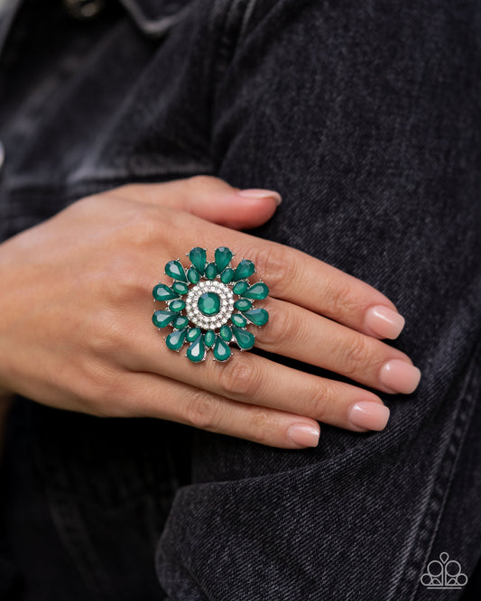 Steady Shimmer - Green | Paparazzi Accessories
