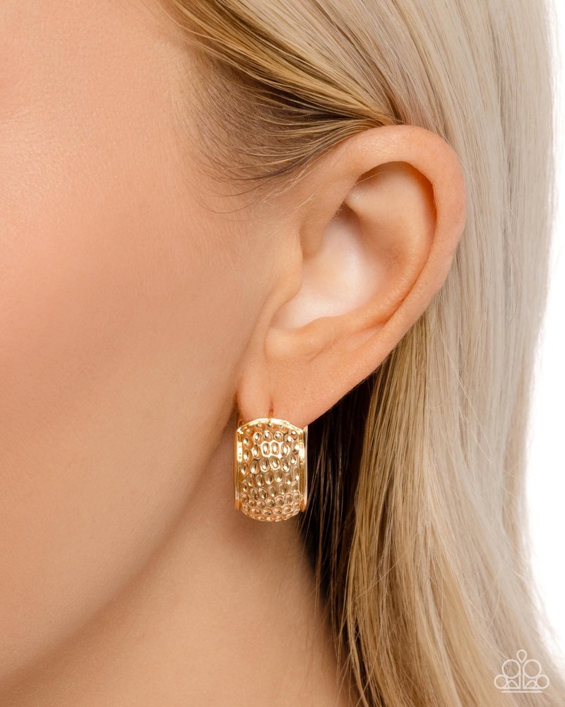 Hammered Heaven Earrings - Gold