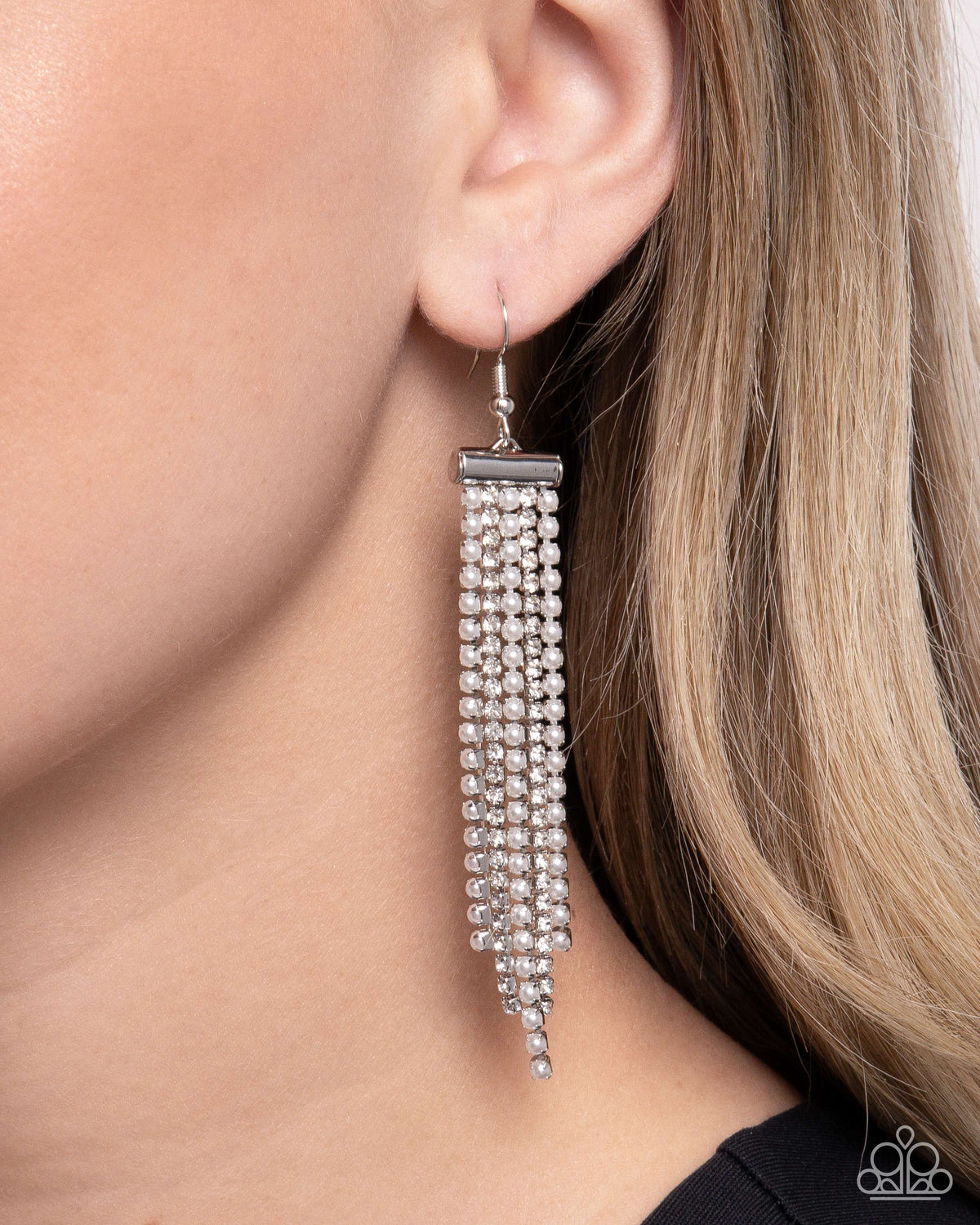 Tapered Team - White | Paparazzi Accessories