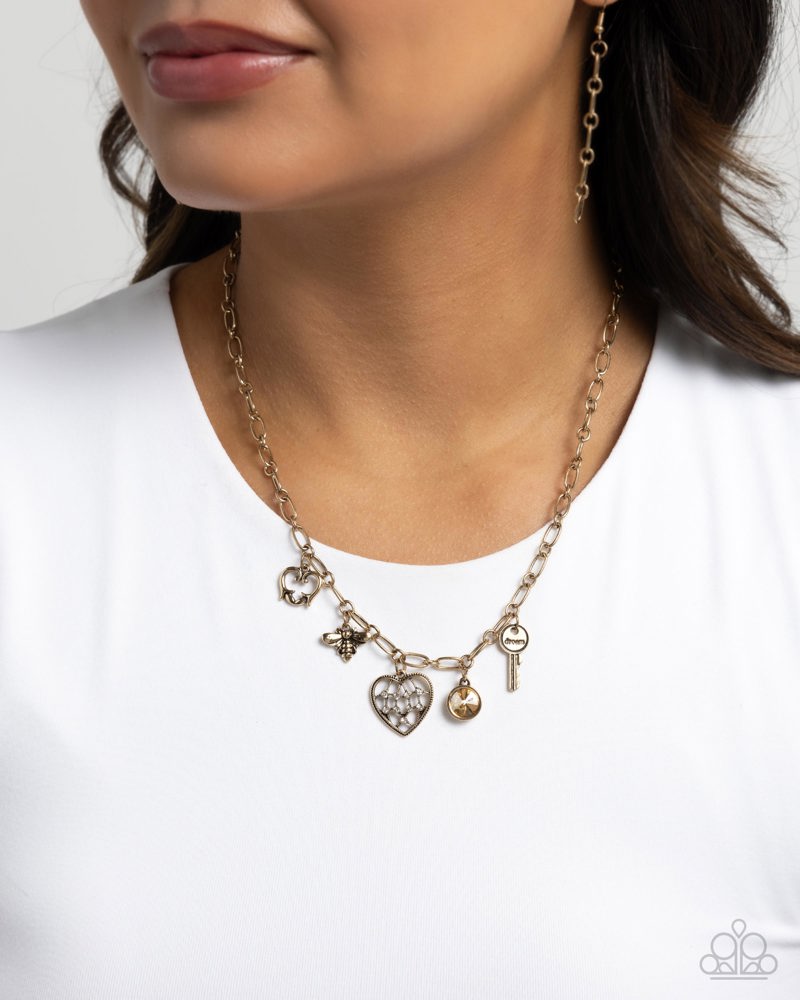 Reminiscent Reveal Necklace - Gold image 3