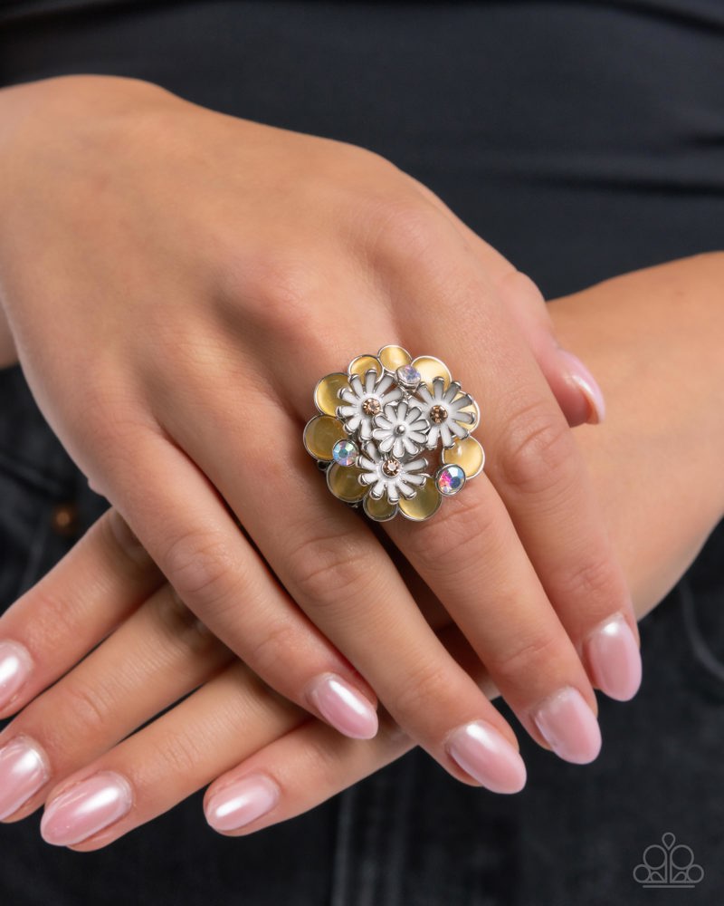 Boisterous Bouquet Ring - Yellow