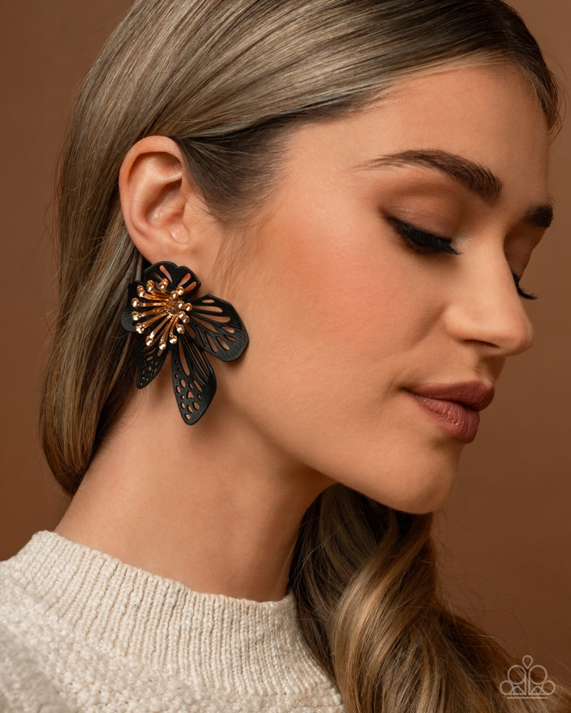 Wonderland Wallflower Earrings - Black