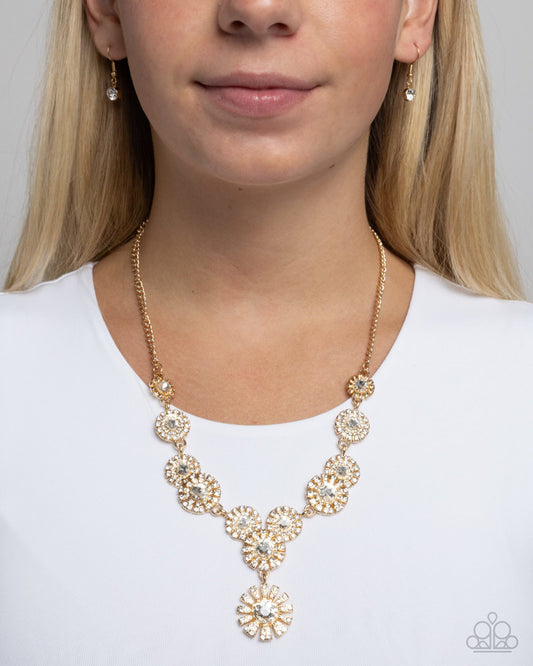 Sunburst Selfie - Gold | Paparazzi Accessories
